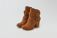 AEO Women's Buckle Heeled Boot
