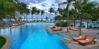 Cancun: 5-Nt All-Incl. Beach Trip w/Air, 55% Off